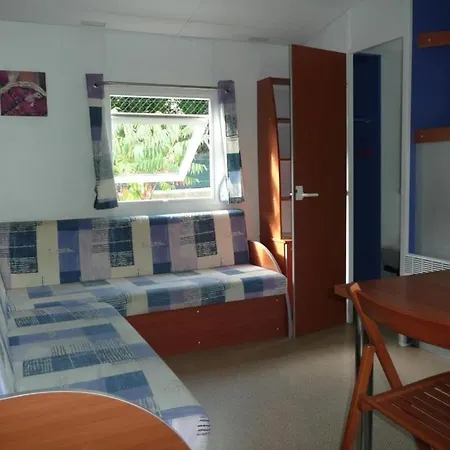 Camping 3 étoiles - Piscine - Efc0dg 3*